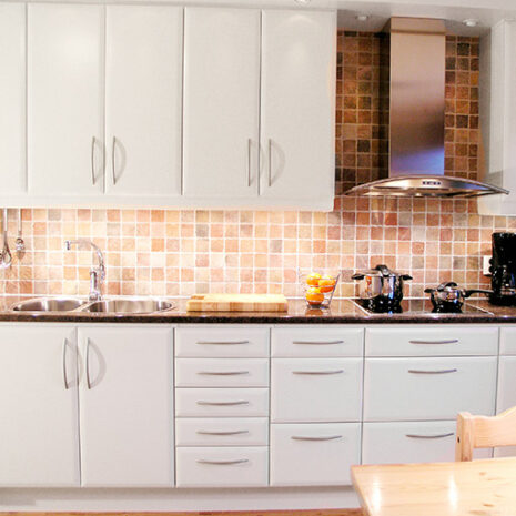 lackerade-vit-onyx-1-2-2.jpg lackerade-vit-onyx-1-2-2.jpg