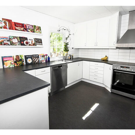 lackerade-vit-onyx-1-4-1.jpg lackerade-vit-onyx-1-4-1.jpg