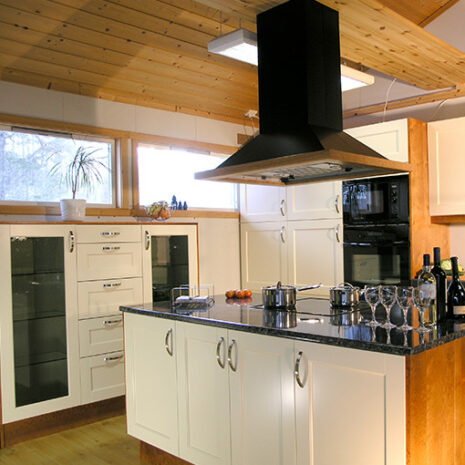 lackerat-exklusiv-vit-anna-1-2-1.jpg lackerat-exklusiv-vit-anna-1-2-1.jpg