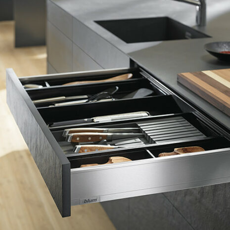 legra-2-1.jpg legra-2-1.jpg